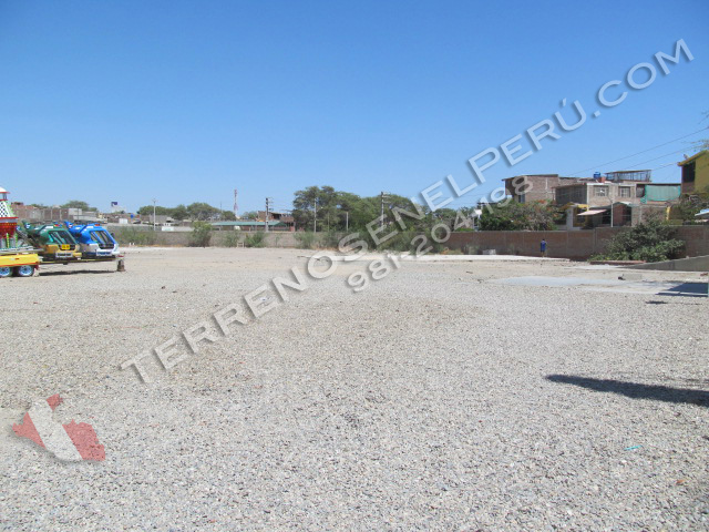 Terreno en Piura frente al Parque, de 2,016 m2 en Monterrico